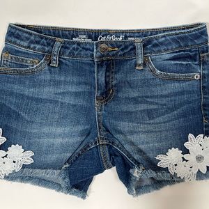 Cat & Jack || Denim & Lace Girls Shorts || Size L (10/12)